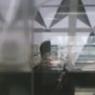 镜中尘